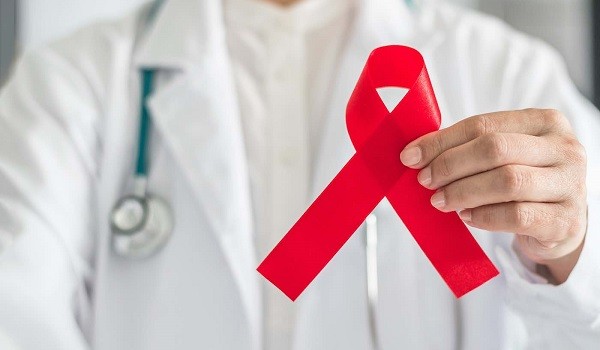 Instituto Couto Maia realiza seminário que apresenta as principais patologias graves nos pacientes HIV/aids