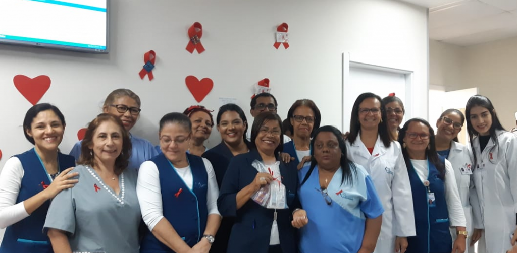 ICOM dá início às ações do Dezembro Vermelho, mês dedicado à luta contra a aids.