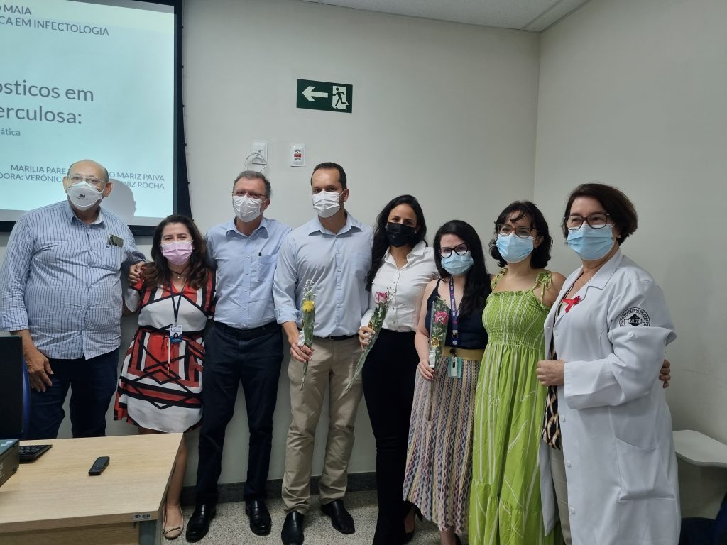 Médicos residentes apresentam resultados das pesquisas científicas realizadas no ICOM